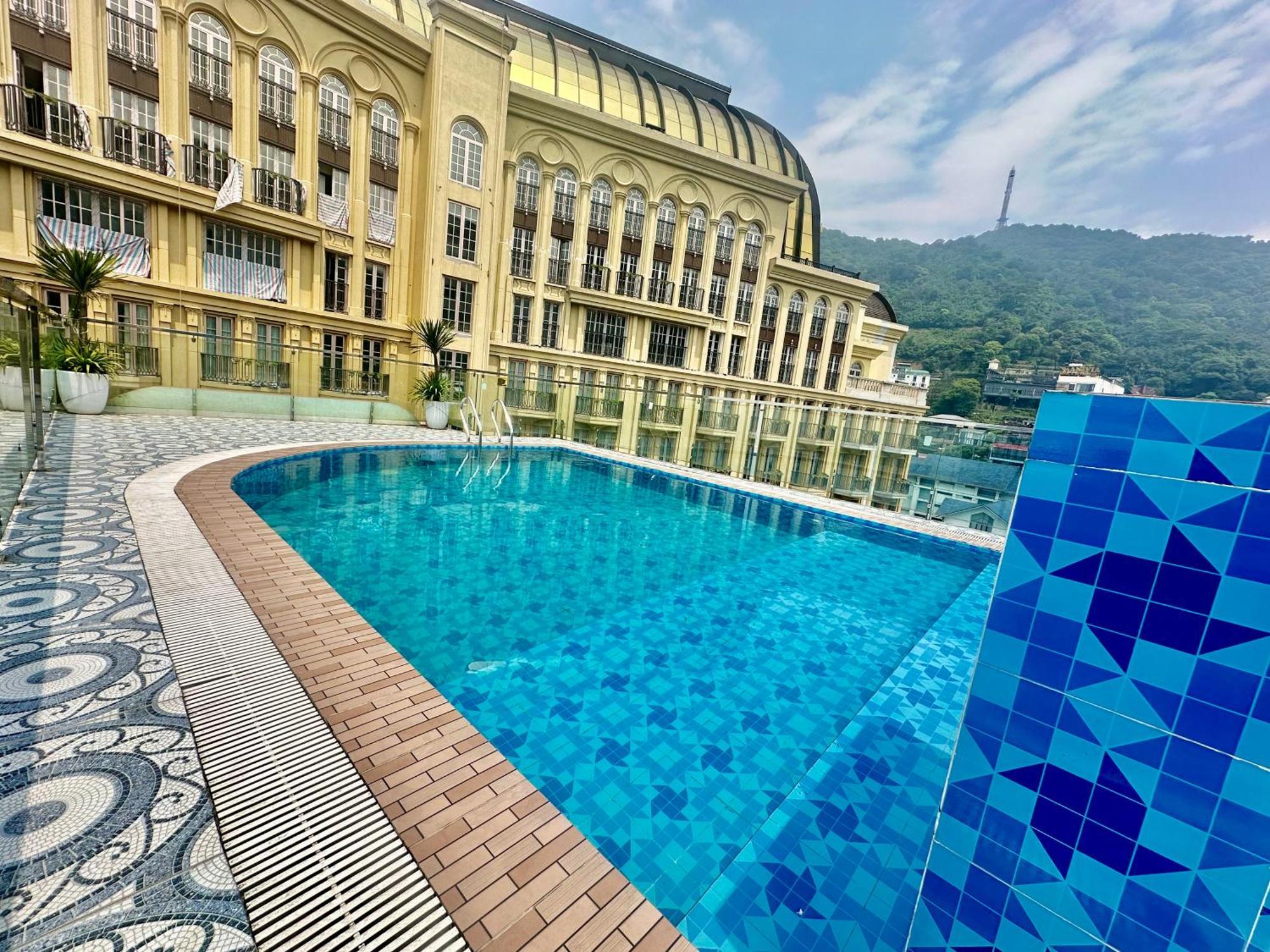 Ngoc Huyen Hotel Tam Ðảo Exterior foto